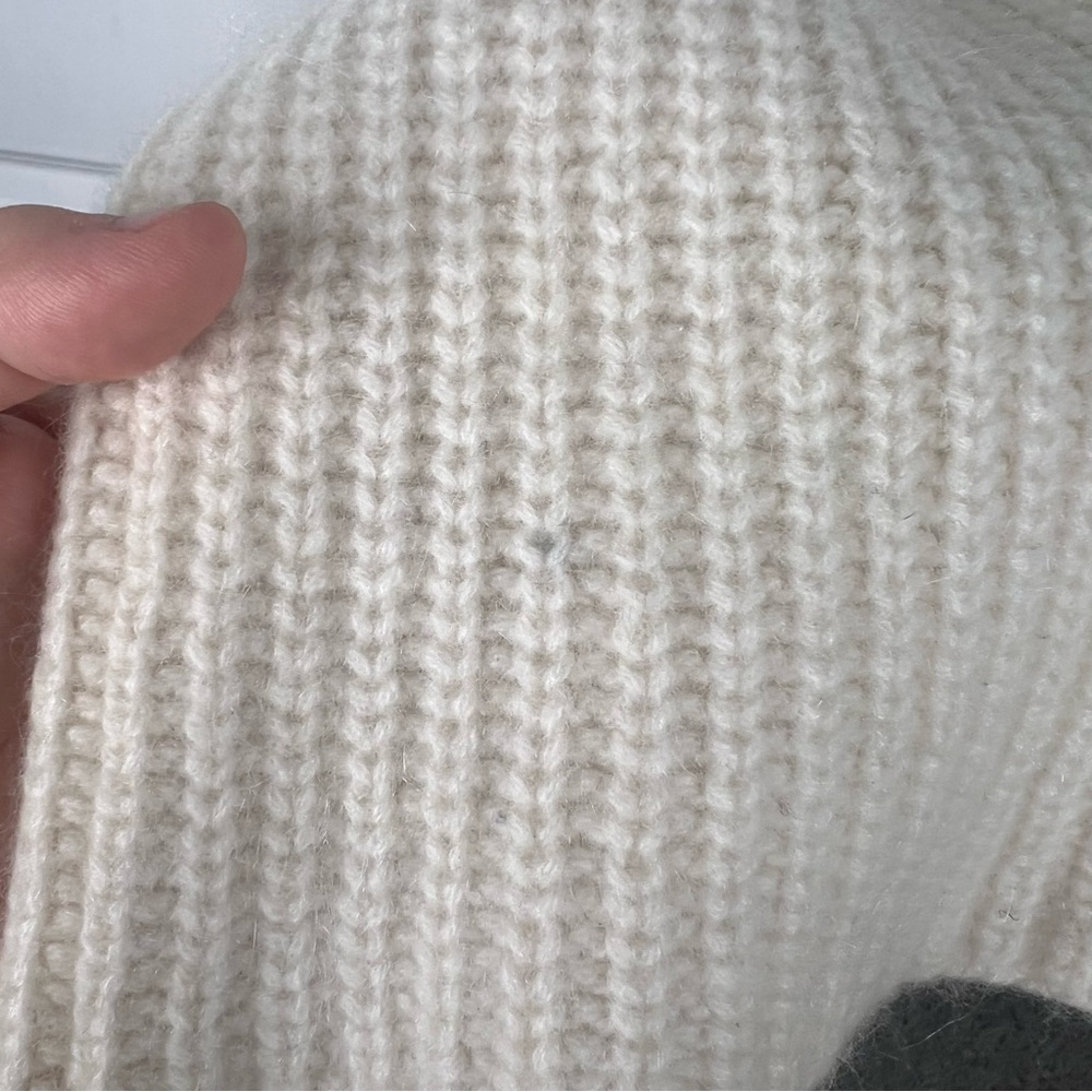Sz XS Skull Cashmere 100% cashmere sweater with bell sleeves Preloved $395 MSRP - Picture 11 of 11